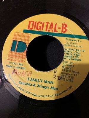 7-дюймовая пластинка SANCHEZ STINGER MAN Family Man NONE DigitalB 1990 Ямайка Регги Ска Даб Б/у