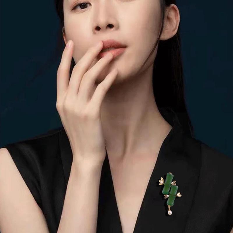 Ретро китайская брошь с кисточкой в виде бабочки и цветка – элегантный аксессуар для чонсама