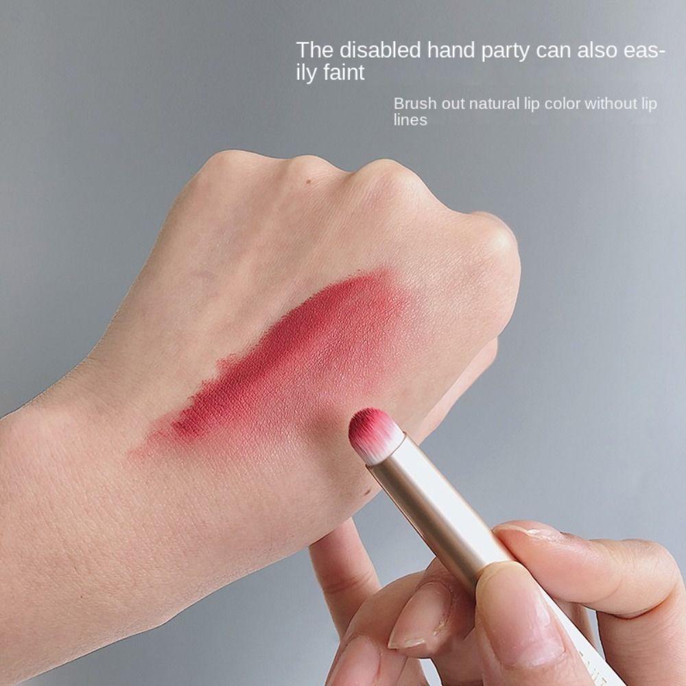 Аксессуар для губ, кисть для губ, инструмент для макияжа, консилер, кисть для размазывания, удобная мини-помада, женская красота