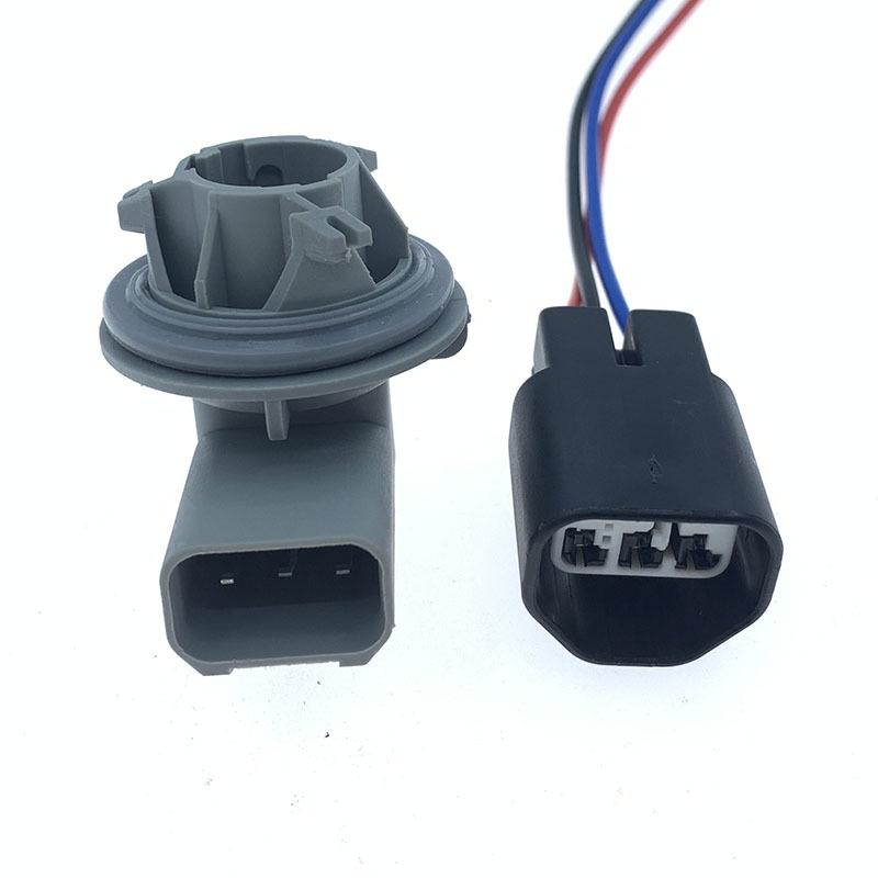 Ford Focus MK2 2006-2011 Держатель лампы заднего фонаря XS41-13K370-CD