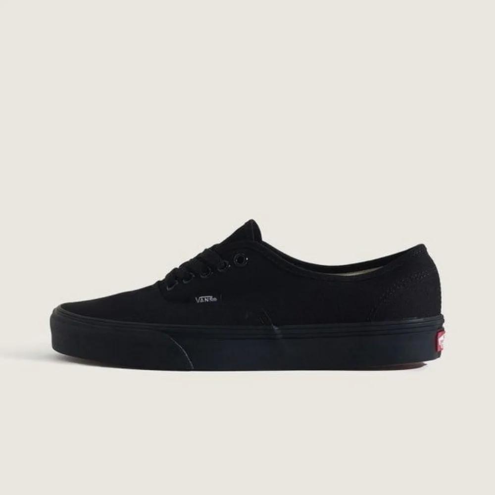 Vans Authentic VN000EE3BKA 3900825