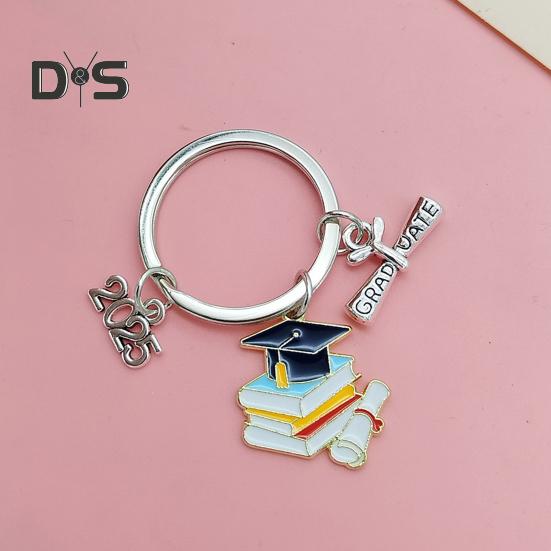 Брелок для ключей в виде выпускной шапки, прочный металлический, класс 2025 года, выпускной бакалавр, шляпа, брелок, держатель, сумка, рюкзак, подвесное украшение