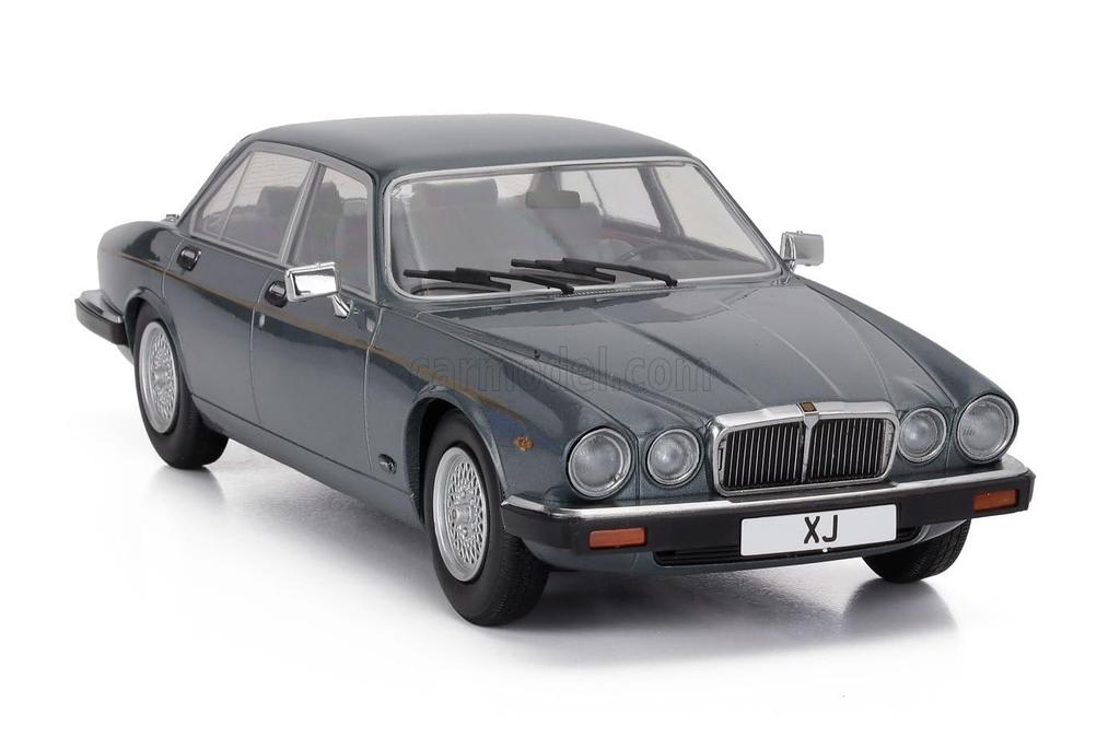 MCG Jaguar Литой Автомобиль Масштаб 1/18 Jaguar XJ Серия 3 1979 (Серый)