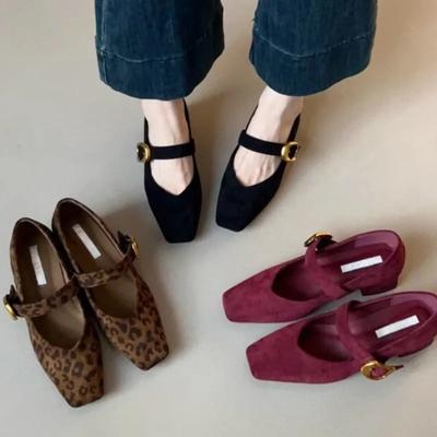 Женские туфли-лодочки Mary Janes Vintage из искусственной замши с квадратным носком, модель 2024 года, осенняя женская обувь на высоком каблуке с пряжкой и ремешком