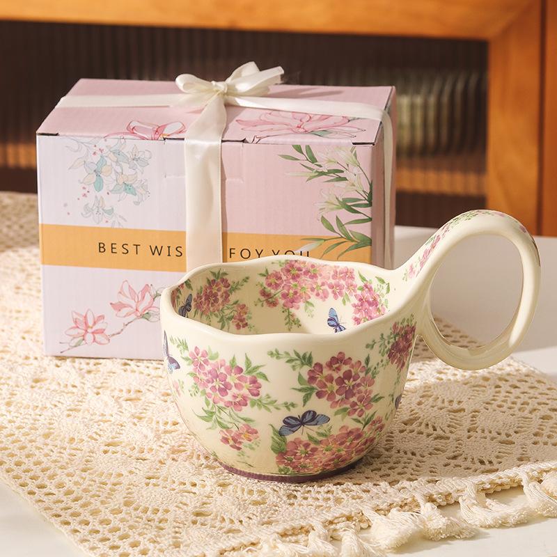 Ретро керамическая кружка с ландышами для подарков на день рождения девочек, сувенирных подарков для подруг, ценные и значимые подарки