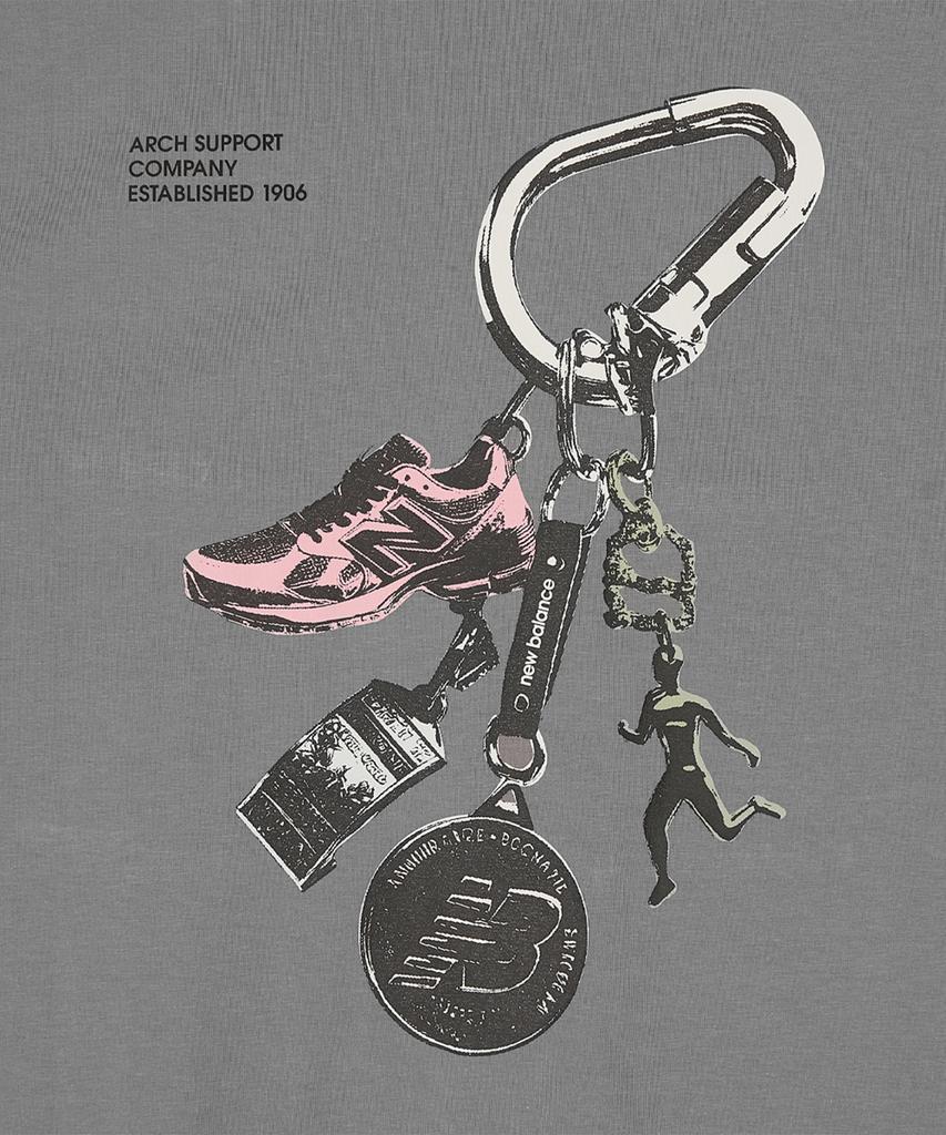 Футболка с коротким рукавом New Balance Nbneg21543 / Графическая футболка с карабином от Uni Track Club (Серый)