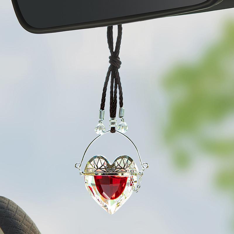 Heart-Shaped Geometric Car Perfume Pendant - European & American Design