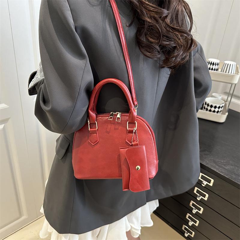 Модная ретро универсальная сумка-ракушка 2025 новые сумки летний тренд универсальная сумка через плечо простая сумка-мессенджер женская сумка сумка