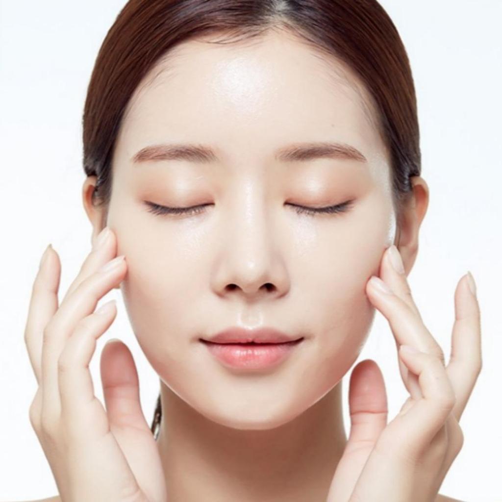 MISSHA Увлажняющая база под макияж 30 мл, Золотой топпинг