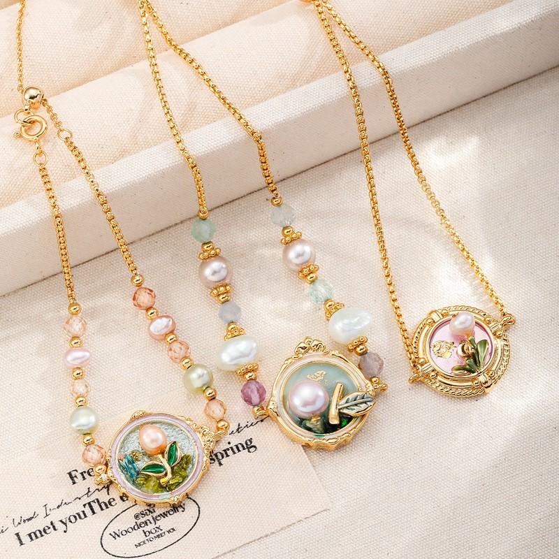 Elegant Floral Freshwater Pearl Bracelet With 18K Gold Plated Copper Natural Stone Women Stretch Design