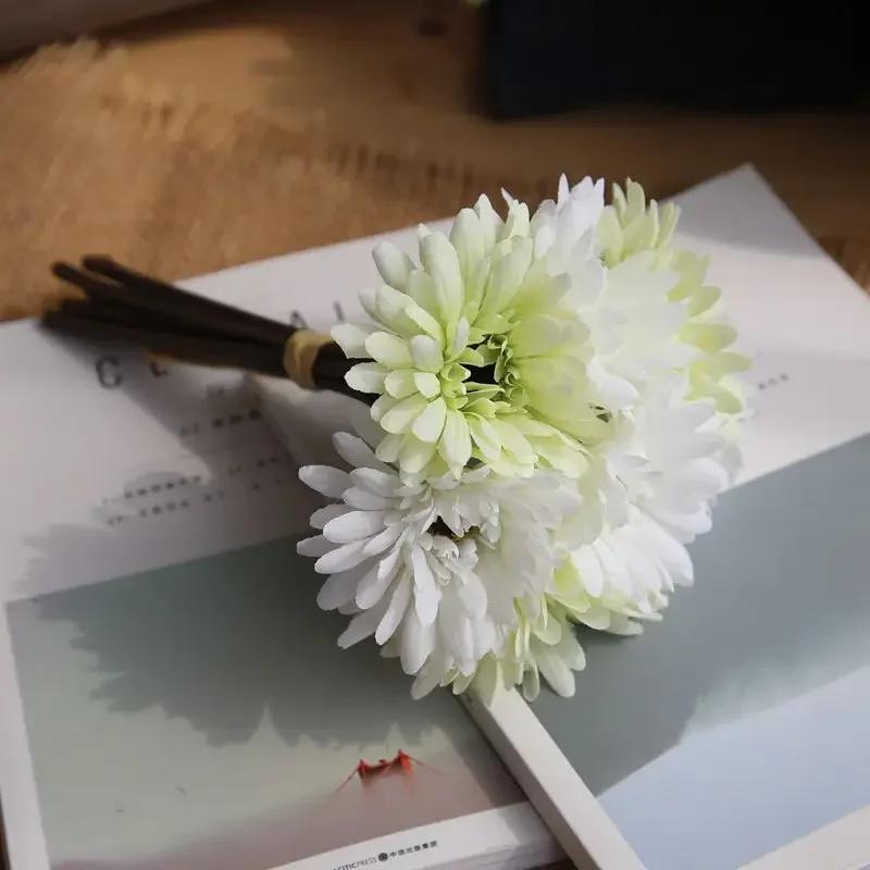 7Pcs/Bundle Artificial Flowers Gerbera Flower Bouquet Holding Flowers Fake Flowers for Home Decoration Wedding Party