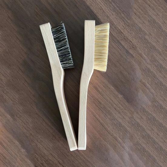 Yousheng Rock Climbing Brush with Wooden Ergonomic Handle Thick Boar Bristles Portable Indoor Outdoor Climbing Bouldering Brush Cleaning Tool