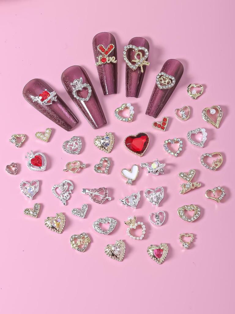 День святого Валентина Любовь Подвески для ногтей Mix30/60/100 шт 3D сплав V-образная стрела через сердце украшения для ногтей DIY 2025 подарок для девочек