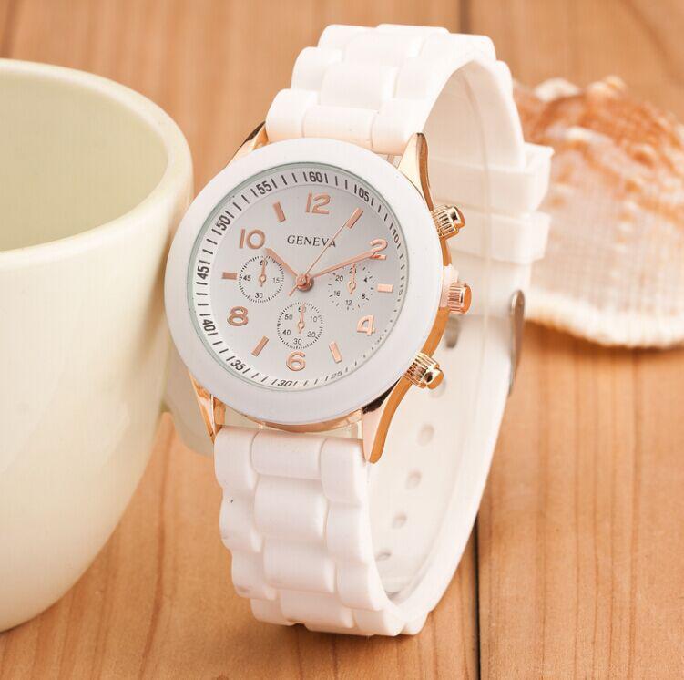 New Simple Silicone Brand Casual Quartz Watch Women Crystal Silicone Geneva Watches Wrist Watch for Girl