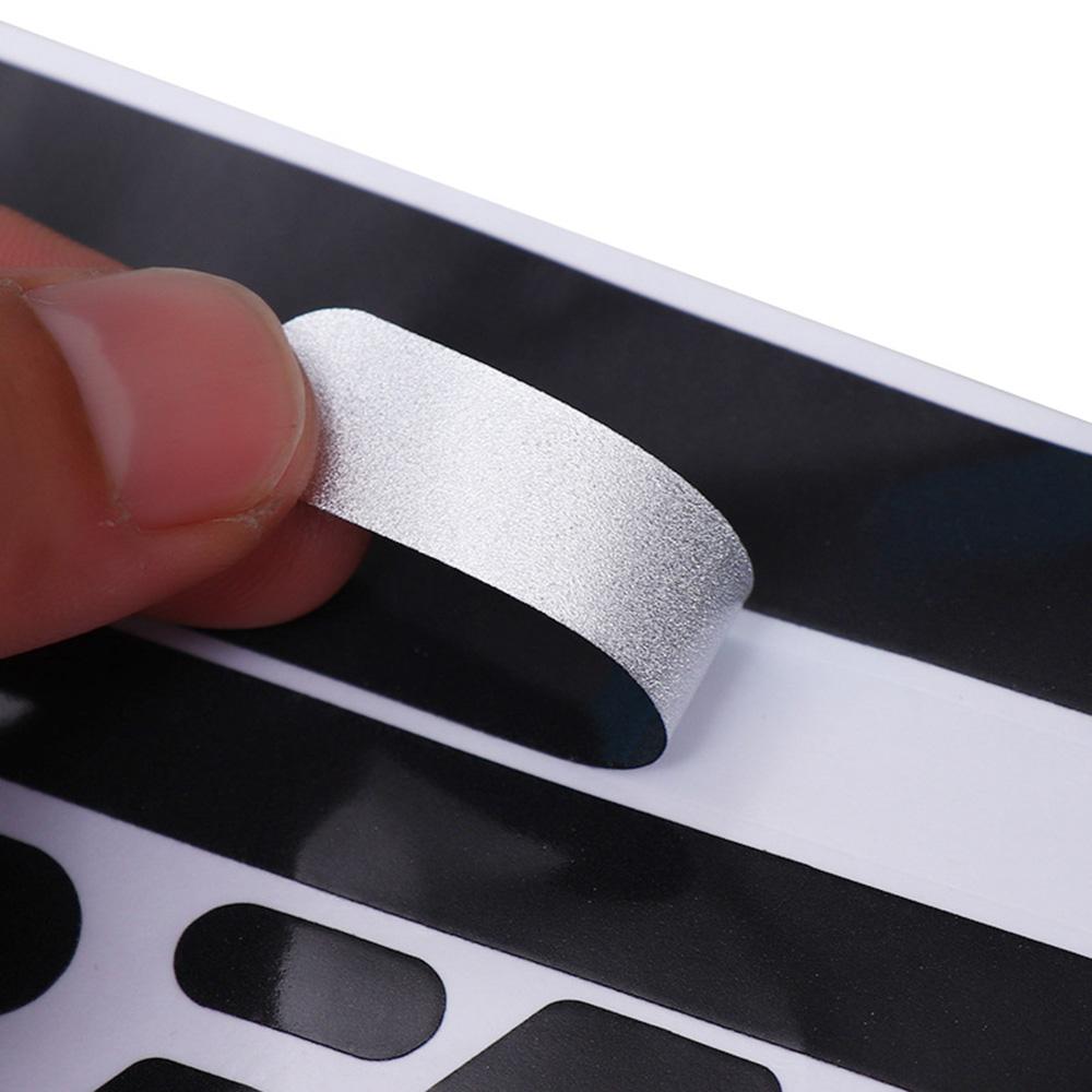 Светоотражающая лента для велосипедов. Светоотражающие наклейки и лента. Самоклеящаяся светоотражающая лента и наклейки на шлемы для автомобилей, мотоциклов.