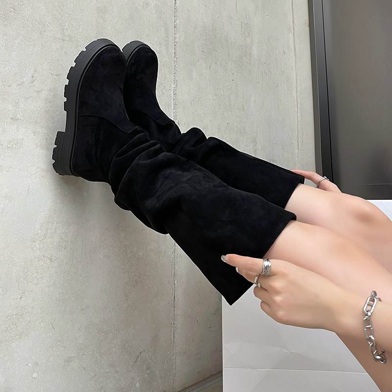 Krazing Pot Осенне-зимняя обувь из флока, эластичные сапоги на среднем каблуке, плиссированные украшения, женские теплые сапоги до бедра