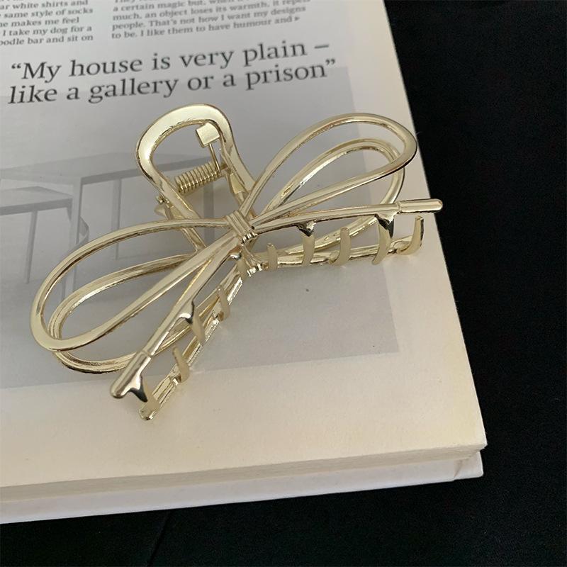 Elegant Bow Metal Hair Claw Clips for Women Gold Silver Geometric Grab Clip Korean Girls Hollow Hairpin Fashion Hair Accessories