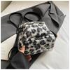 Осень/Зима 2025 Плюшевый мини-рюкзак с леопардовым принтом - Милый, Модный, Стиль для поездок.