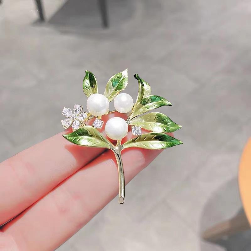 Ретро китайская брошь с кисточкой в виде бабочки и цветка – элегантный аксессуар для чонсама