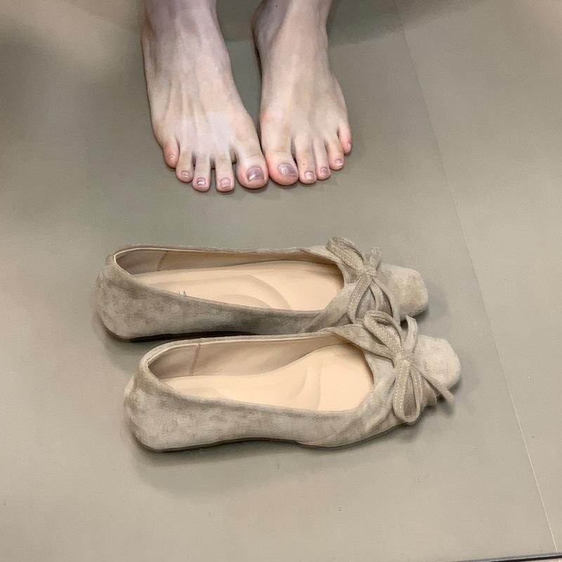 2025 осень новые туфли-лодочки с бантом, универсальные, в сказочном стиле, на низком каблуке, модные женские туфли, слипоны Doudou