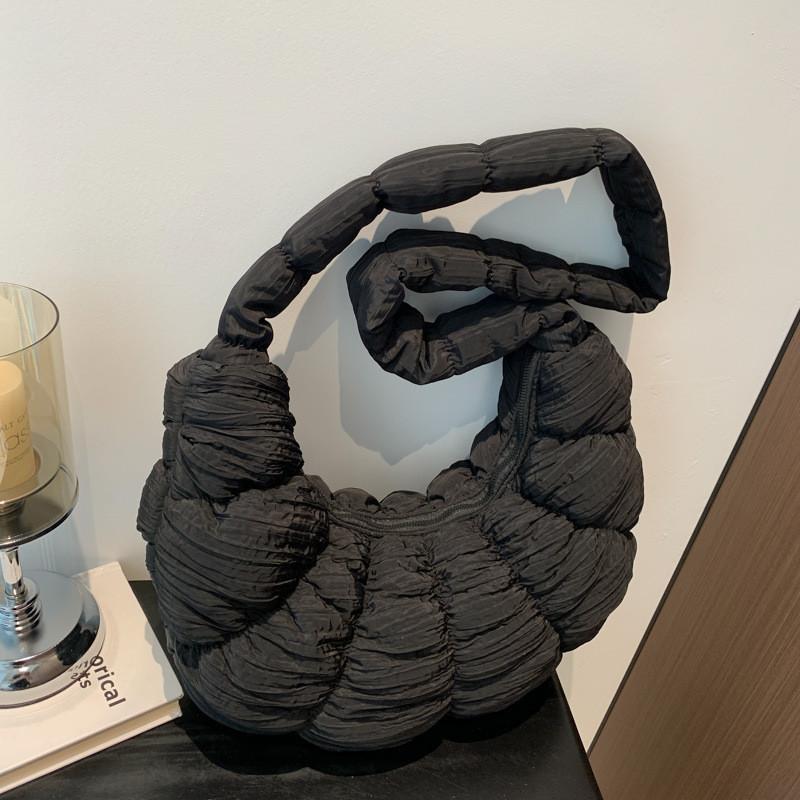 Soft Cotton Duffle Bag With Puffed Pattern And Single Strap For Casual Outings