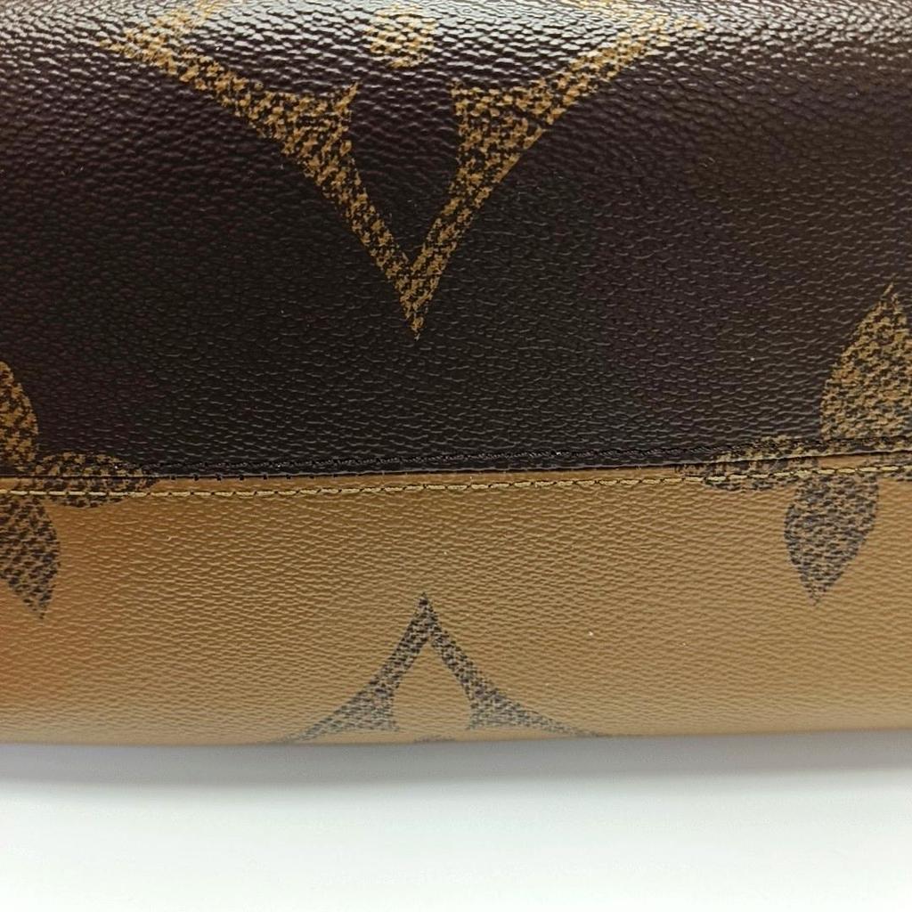 [Pre-Owned] Louis Vuitton Onthego MM 'Brown Giant Monogram/Brown Monogram Reverse Canvas' - Very Good #1NT9LBC