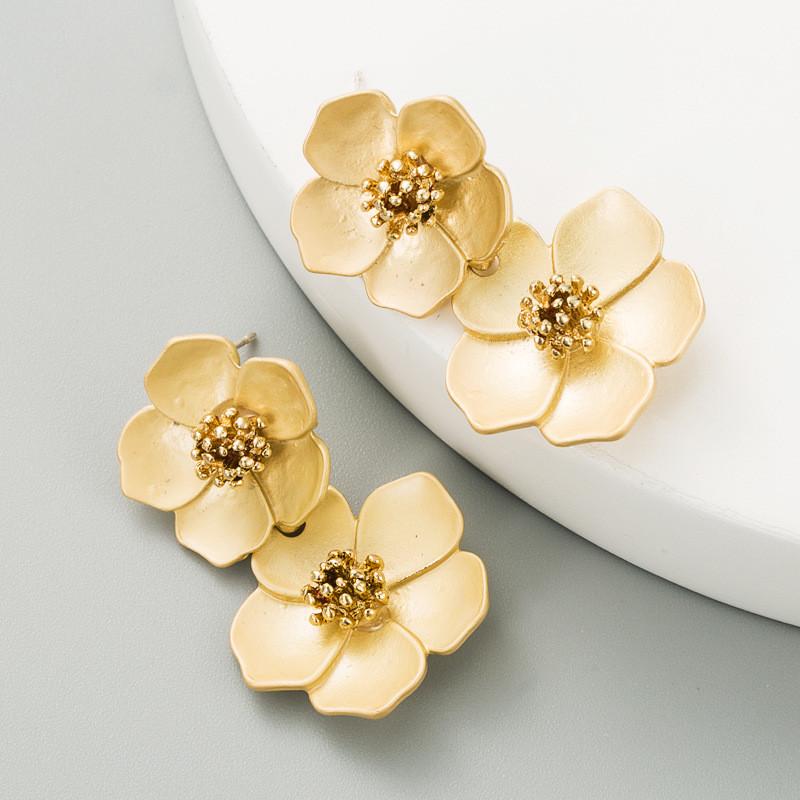 Красочные простые серьги с цветком, женские модные темпераментные серьги из сплава, многослойные и популярные серебряные булавки