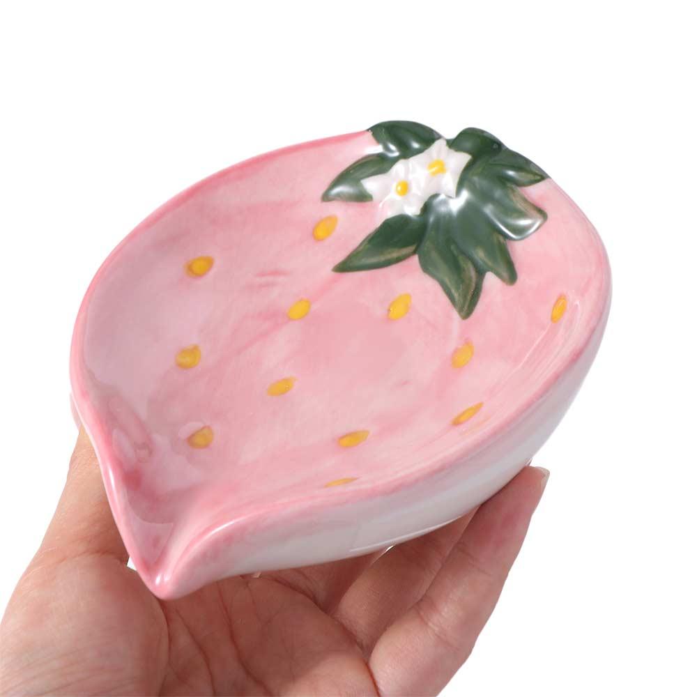 Cute Soap Storage Box Strawberry Soap Tray Decorative Storage Rack Ceramic Soap Box Household