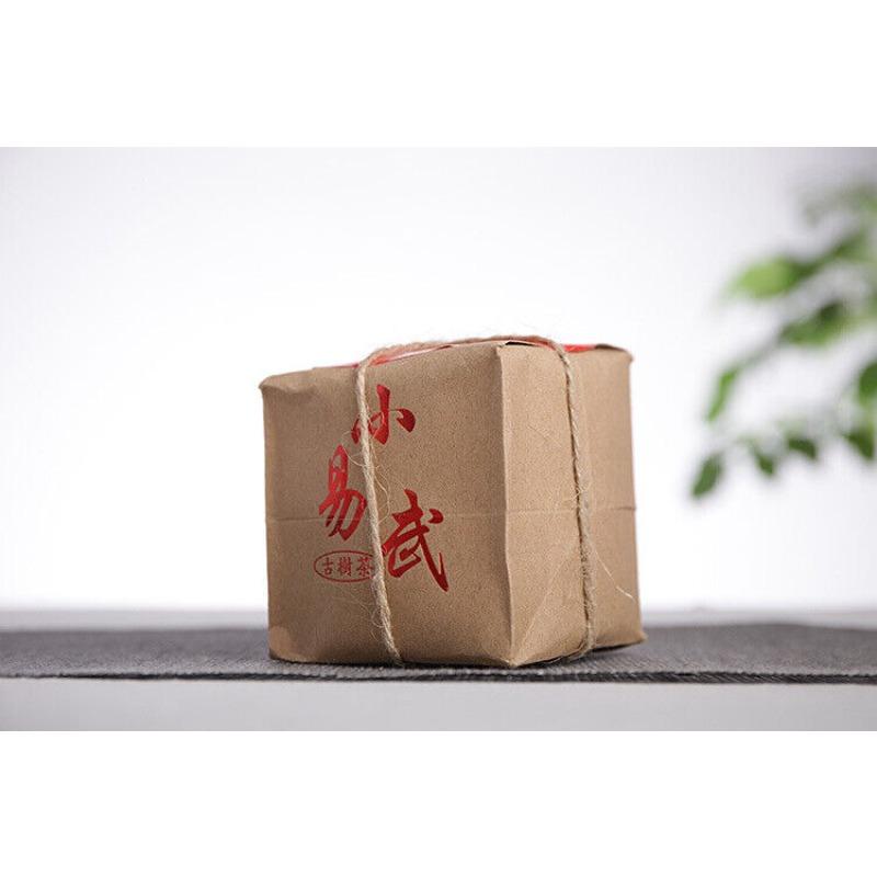 Чай Юньнань Пуэр 50 г Маленький сырой чайный торт Иу Чай с большим деревом