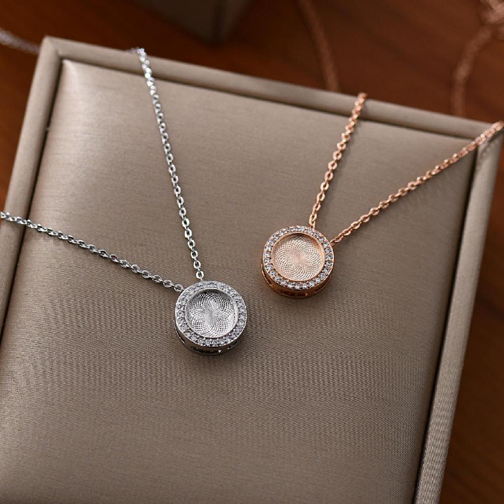 Геометрическое круглое подвесное колье из циркония, изготовленное на высокоточном ЧПУ