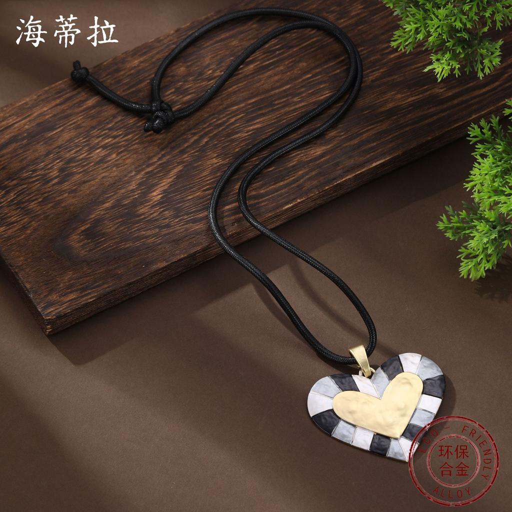 Новый эмалевый цвет любовь кожаный шнурок длинная подвеска женщины преувеличенная сердцевидная универсальное длинное ожерелье