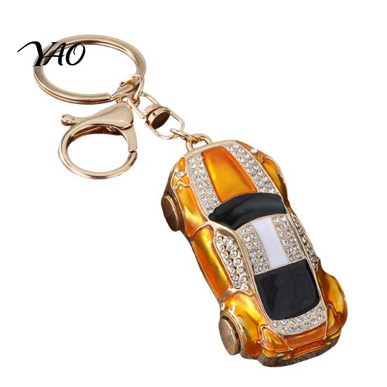 Sparkling Car Key Accessory Sports Keychain with Rhinestones, Durable Zinc Alloy Decorative Metal Ring Stylish Pendant, Compact for Backpacks