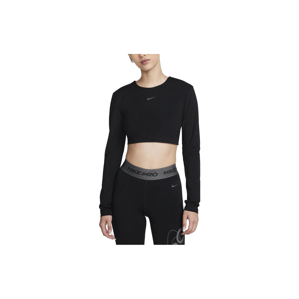 Новые женские футболки Nike черные FB5234-010