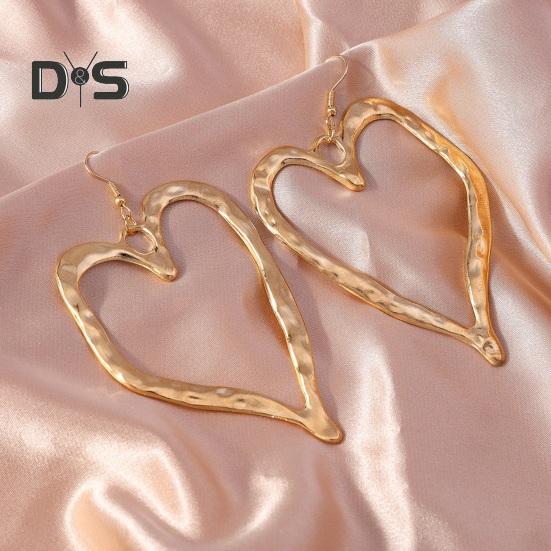 1 Pair Love Earrings Retro Exaggerated Style Polished Zinc Alloy Hook Earrings Party Club Cosplay Hanging Earrings Ear Jewelry