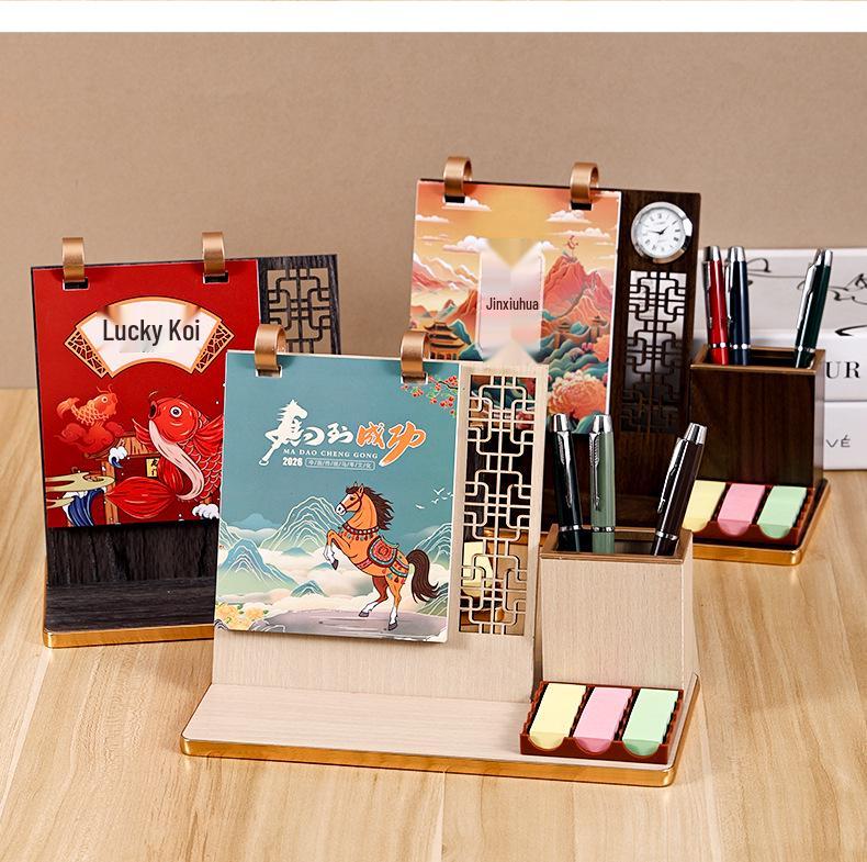 Настольный календарь на 2026 год: Многофункциональная деревянная подставка с подставкой для ручек и планером самодисциплины - Изысканный подарочный набор, настраиваемый