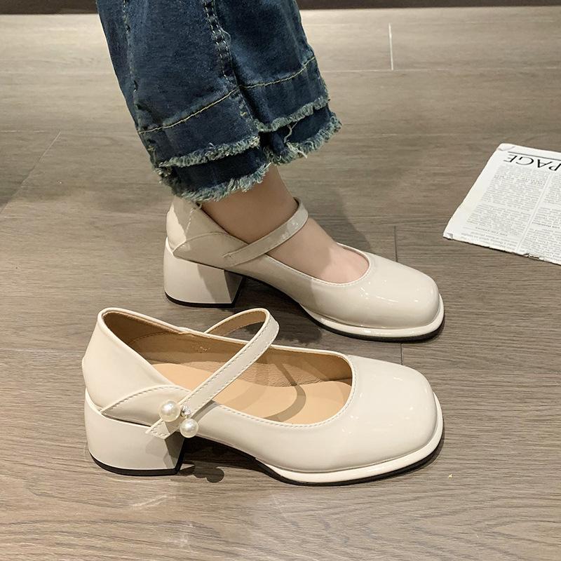 Mary Jane 2025 Summer New Women's Shallow Mouth Pearl Belt Thick Heel Small Leather Shoes Platform High Heels Single Shoes