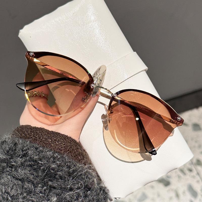 Неполяризованные женские классические солнцезащитные очки «кошачий глаз», модные легкие очки без оправы из металла с антибликовым покрытием для путешествий