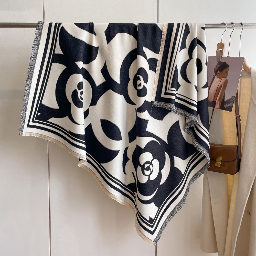 Winter New Imitation Cashmere Scarf High-end Women's Warm Square Scarf Red Cashew Jacquard Cape Shawl