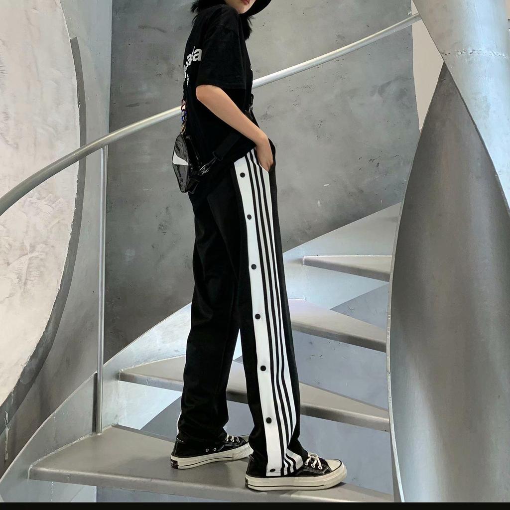Мужские свободные брюки в полоску на пуговицах, стиль Гонконг, широкие повседневные брюки для подростков