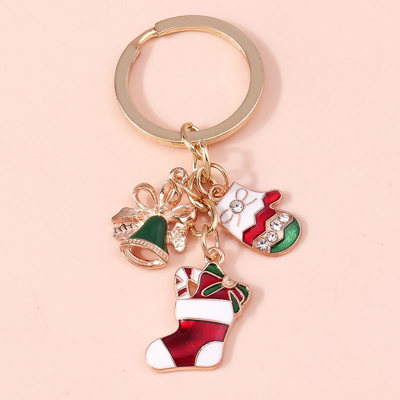 Cute Enamel Christmas Santa Claus Keychain Snowman Key Ring Pendants for Key Holder Handbag Accessories DIY X'mas Jewelry Gift