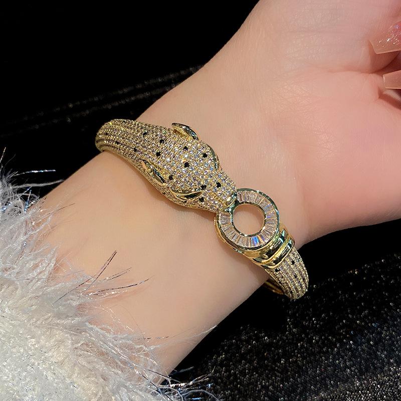 Европейский и американский новый модный классический атмосферный браслет, классический стиль браслета-змеи