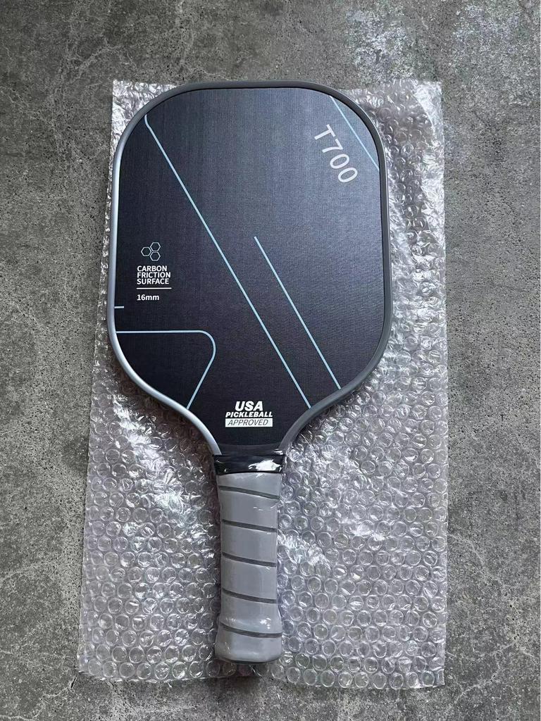 Падл для пиклбола из углеродного волокна T700 с матовым покрытием тканевой текстуры, толщина 16 мм, качество для профессиональных соревнований.