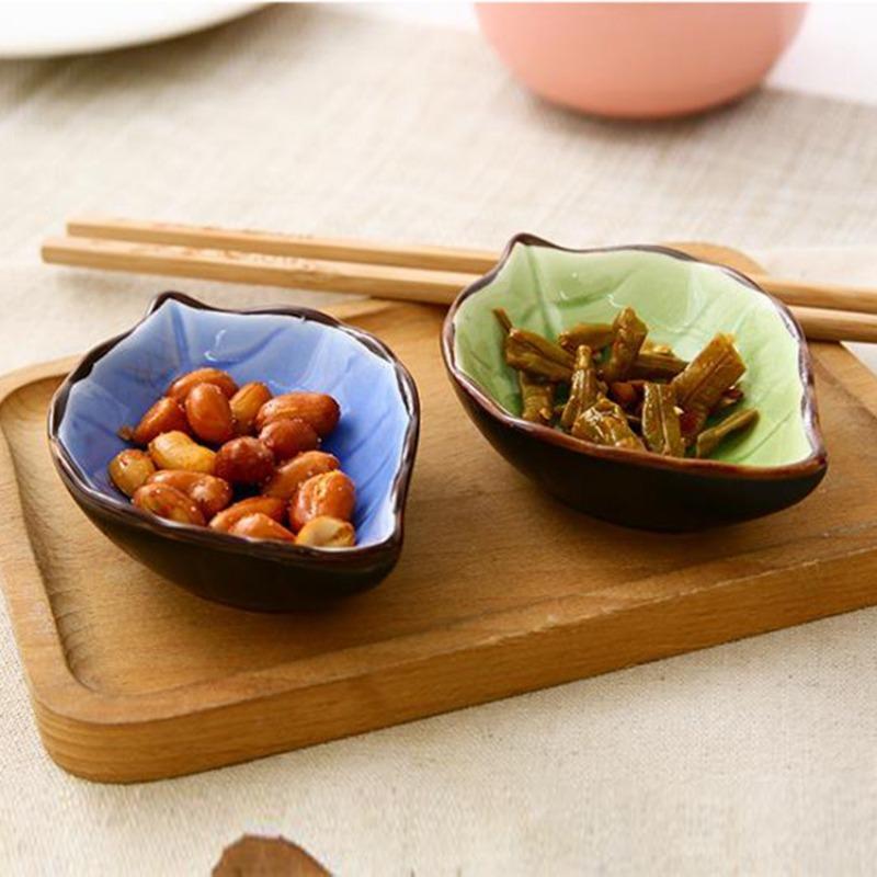 Ceramic Small Dish Tableware Vinegar Dish Soy Sauce Dish Seasoning Dish Bone Dish Dish Ice Crack Glaze Leaf Snack Plate