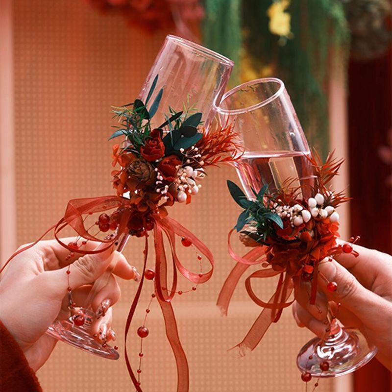 Пара Бокалов для Свадебного Тоста с Бессмертным Цветком - Идеальный Подарок на Помолвку или Свадьбу Своими Руками