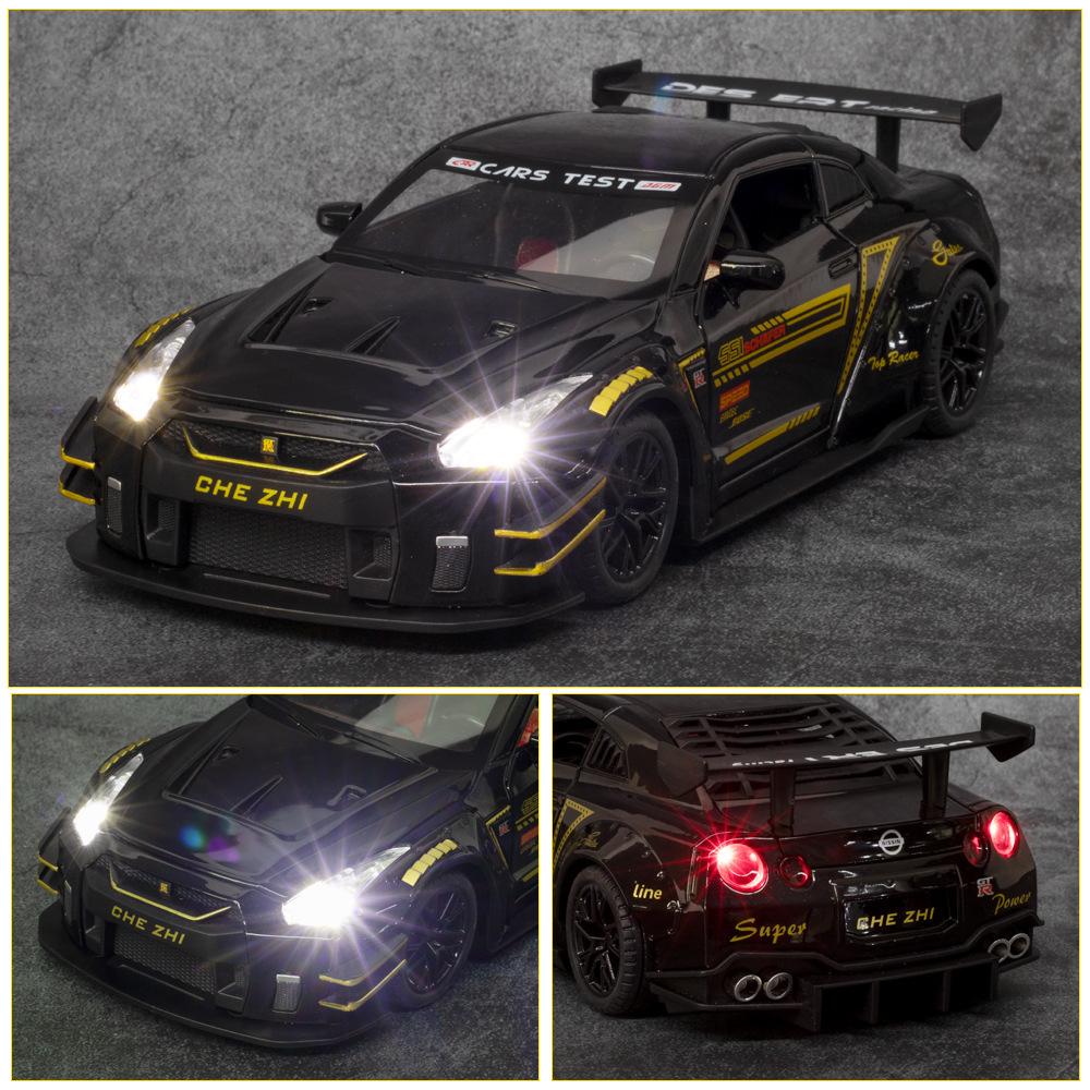 Масштаб 1/24, совместимый с моделью GTR, игрушечный автомобиль, игрушечный автомобиль из цинкового сплава со звуком и светом для детей, подарок для мальчиков и девочек
