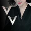 Design Sense Letter V Full Diamond Small Brooch Women'S National Simple Collar Pin Cardigan Pin Anti-Light Accessories