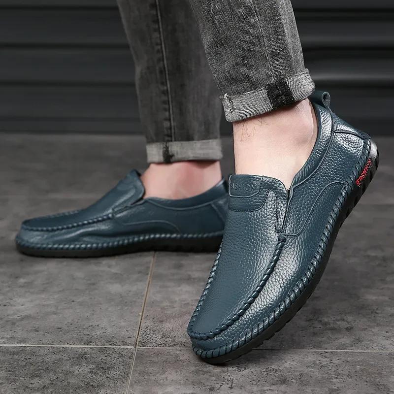 Fashion Breathable Genuine Leather Men Shoes Summer Slip On Loafers Man's Casual Leather Shoes Blue Flats Driving Male Shoes Moccasins