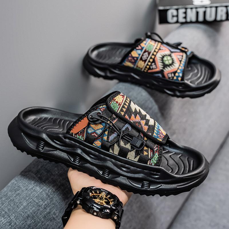 Slippers men's 2025 summer new wear non-slip men's outdoor sports and leisure thick bottom wading sandals