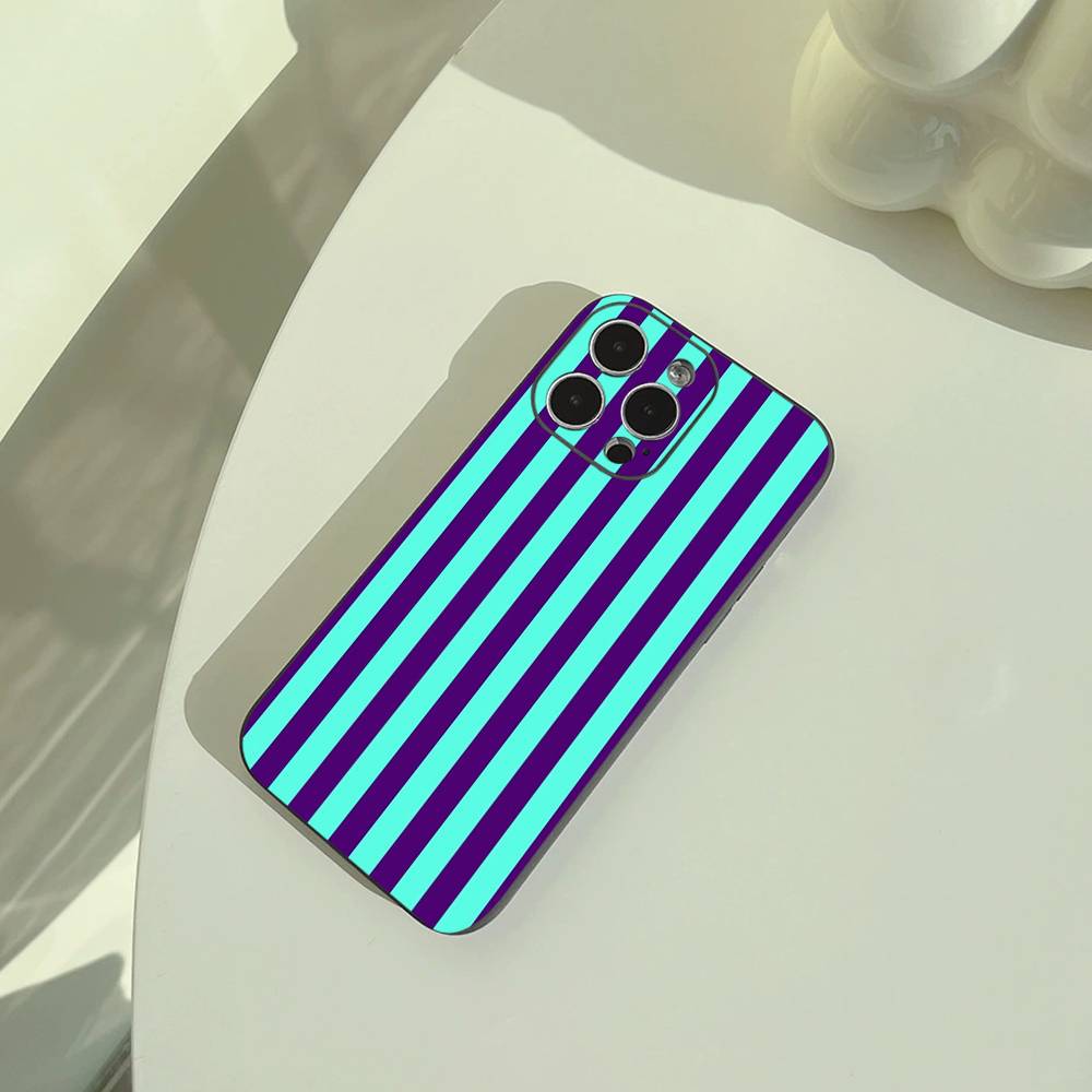 Простой Чехол-Бампер в Полоску для iPhone 17,16,15,14,13,12,11 Pro Max,16Plus,XS Мягкий Черный