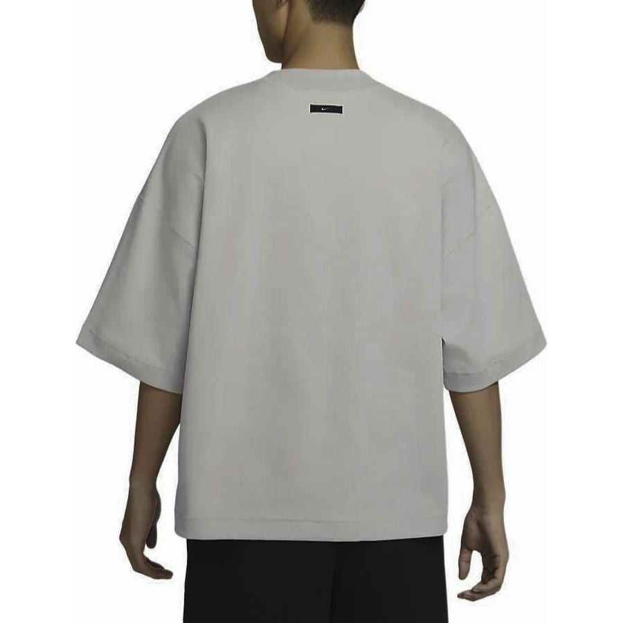 Nike Мужская футболка Tech Fleece для спорта, цвет: Светло-серо-коричневый FB8166-012